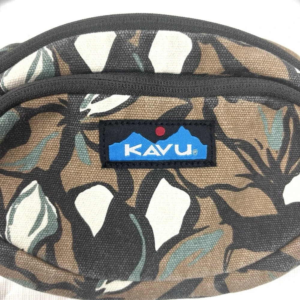 KAVU Spectator Belt Bag Fanny Pack Waist Pack  Leaves Foliage Brown Green Black
